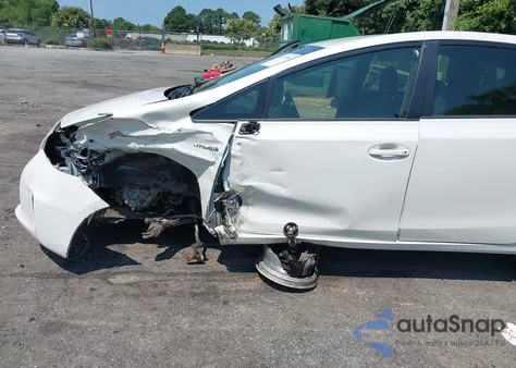 2012 Toyota Prius V Three z USA, uszkodzony, nr VIN JTDZN3EU3C3081570